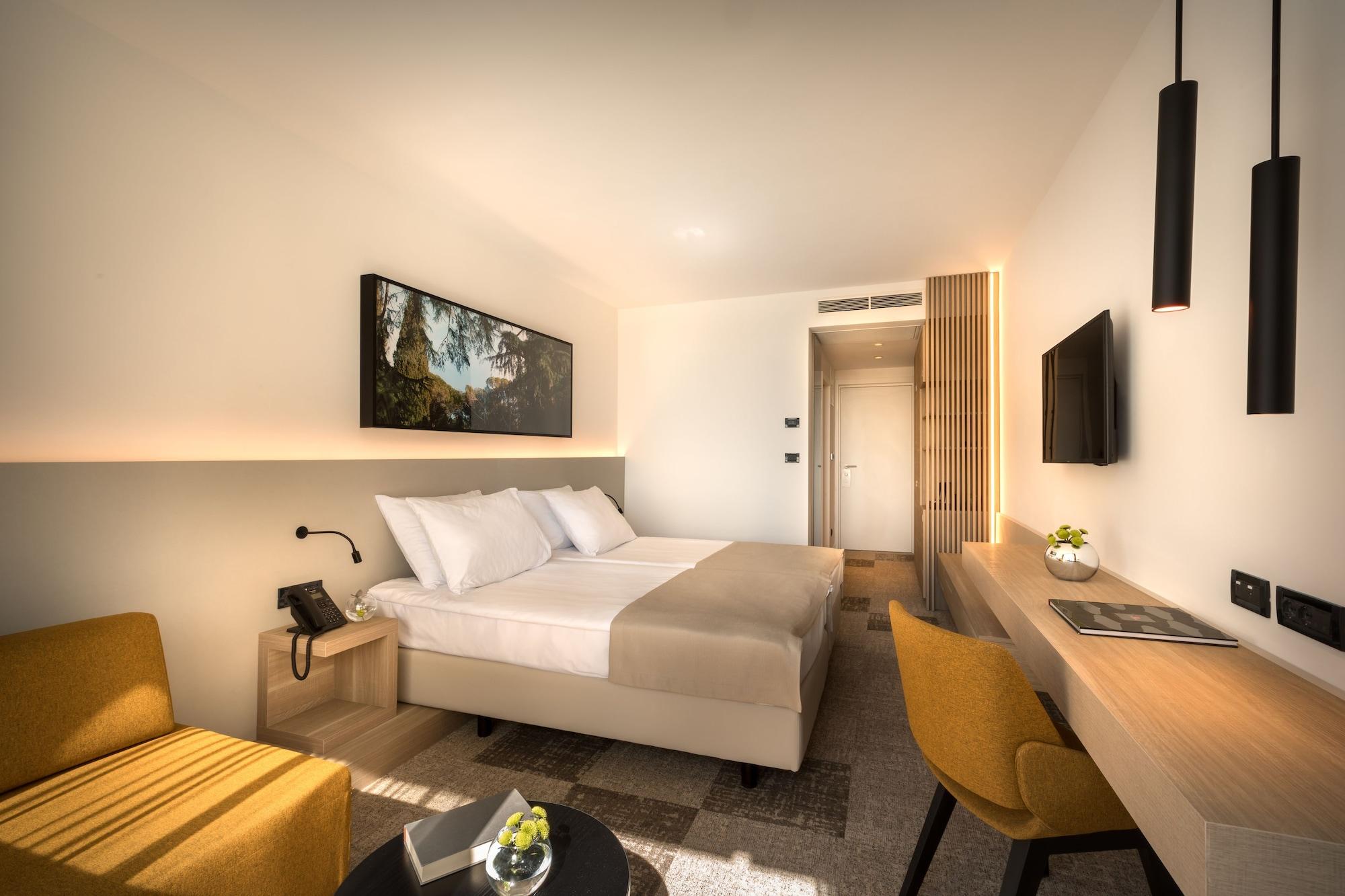 Eden Hotel By Maistra Collection Rovinj Exterior foto
